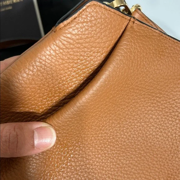 Strathberry Osette Crossbody Bag Grain Tan Pristine Minimalist - Picture 9 of 14